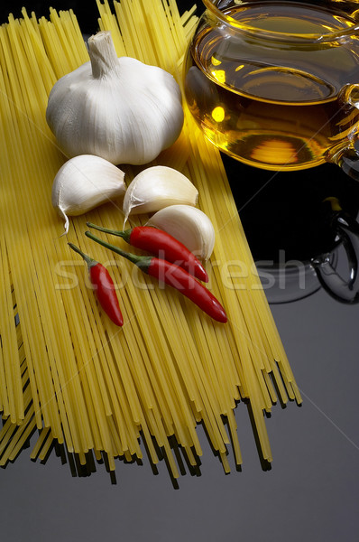 Pasta Knoblauch zusätzliche Jungfrau Olivenöl rot Stock foto © keko64