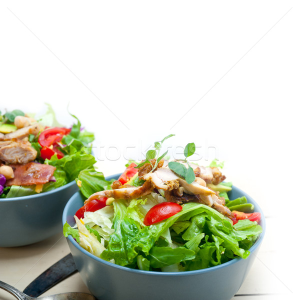 Pollo aguacate ensalada frescos saludable rústico Foto stock © keko64
