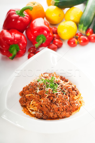 Espaguetis pasta salsa boloñesa italiano clásico verduras frescas Foto stock © keko64