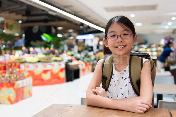 Сток-фото: портрет · азиатских · девушки · супермаркета · красивой · рюкзак