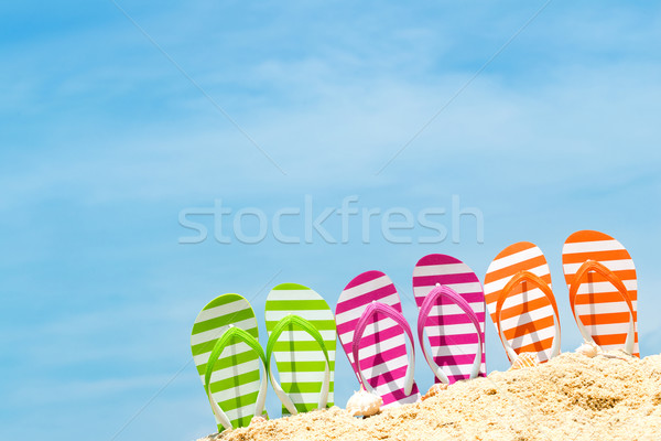 [[stock_photo]]: été · plage · rangée · ciel · bleu · soleil