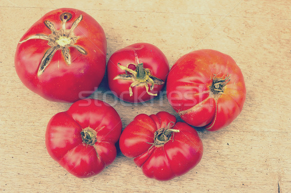 Fraîches organique tomates haut vue ferme [[stock_photo]] © Kidza