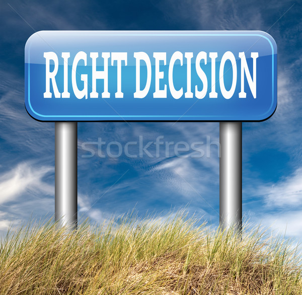 Decizie alegere indicator rutier deciziile direcţie Imagine de stoc © kikkerdirk
