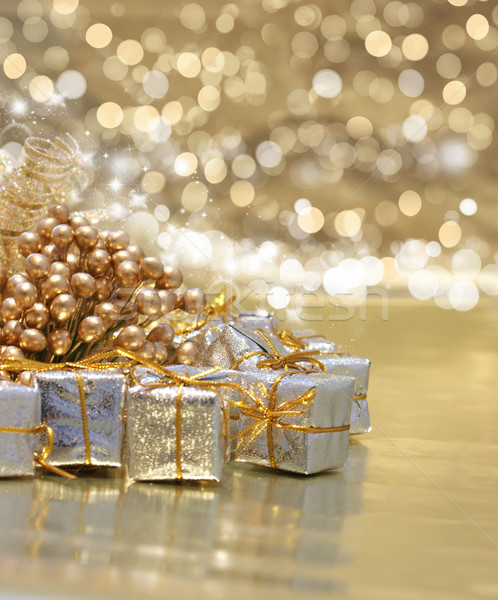 Karácsony ajándékok arany díszítések arany bogyók Stock fotó © kjpargeter
