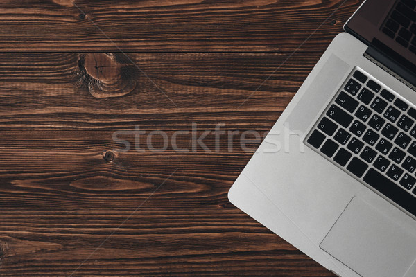 Portable brun bois bureau clavier d'ordinateur portable [[stock_photo]] © kkolosov