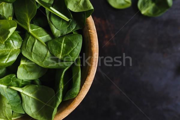 Fraîches épinards laisse bois bol sombre [[stock_photo]] © kkolosov