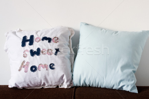 Home sweet home cute viviendas inmobiliario almohadas pared Foto stock © klauts