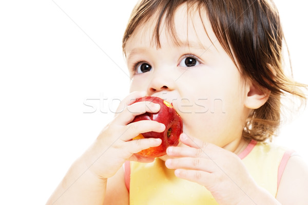 Maçã little girl alimentação fresco maçã vermelha Foto stock © KMWPhotography