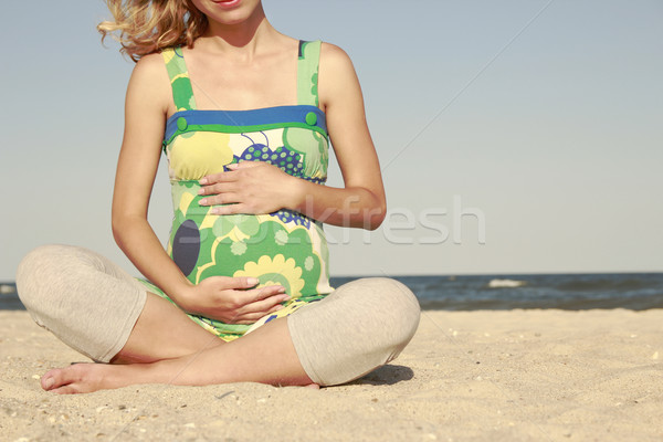 Femme enceinte plage femme eau mains amour [[stock_photo]] © koca777