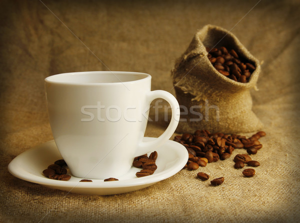 Kávésbögre kávé kávé füst asztal fekete Stock fotó © koca777