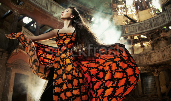 Foto stock: Mulher · belo · vestir · dançar · moda