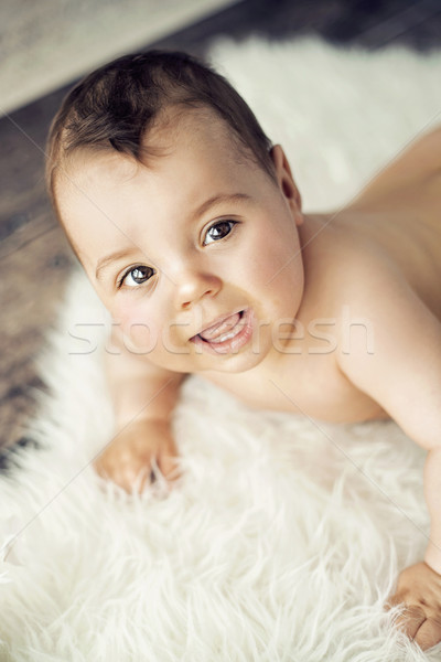 Aranyos kicsi gyermek puha pléd fehér Stock fotó © konradbak