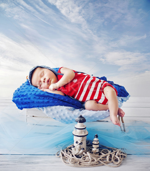 Pequeño marinero corto siesta cute nina Foto stock © konradbak