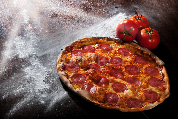 ízletes olasz pepperoni pizza étterem sajt Stock fotó © konradbak