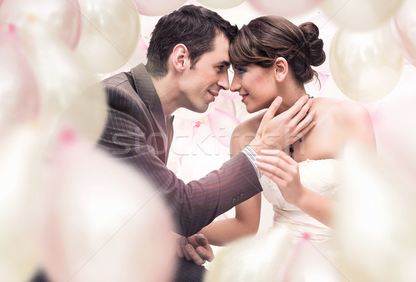 Szczęśliwy ślub para dziewczyna zabawy młodych Zdjęcia stock © konradbak