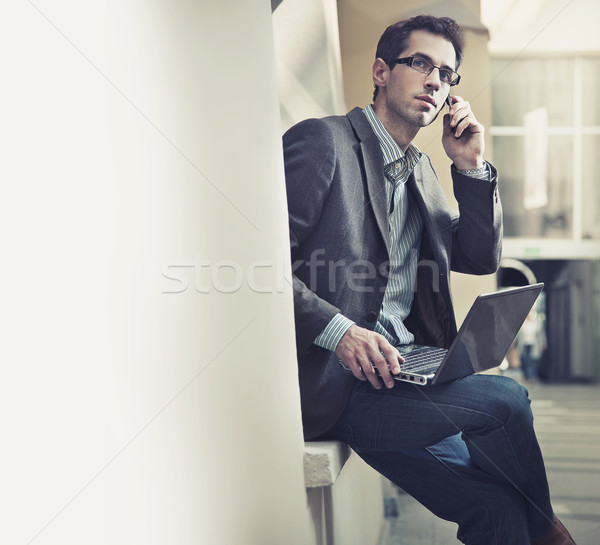 Foto stock: Jóvenes · empresario · sonrisa · cara · pelo · empresarial