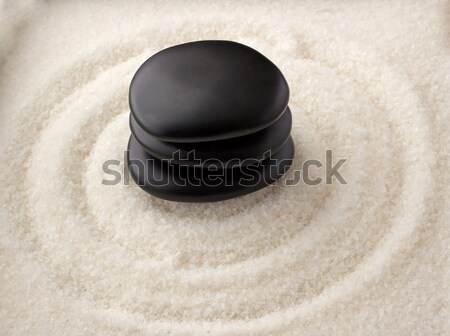 [[stock_photo]]: Pierres · trois · noir · sable · blanc