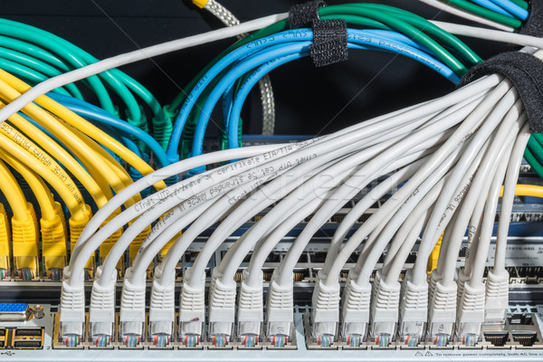 Red cables cambiar primer plano centro de datos hardware Foto stock © kubais