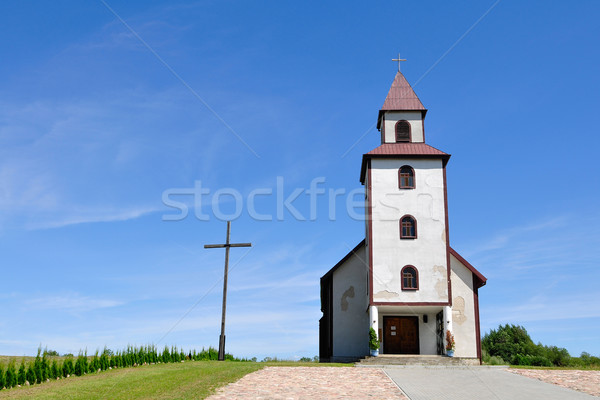 Pequeno velho igreja Polônia atravessar Foto stock © kuligssen