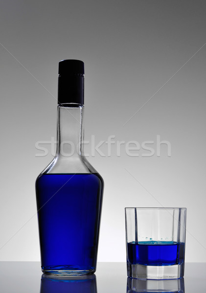 Garrafa vidro azul líquido álcool Foto stock © kuligssen