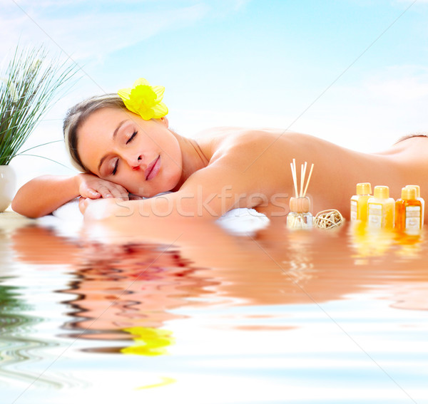 Fürdő masszázs gyönyörű fiatal nő pihen nő Stock fotó © Kurhan