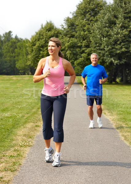 Jogging heureux âgées couple parc Photo stock © Kurhan