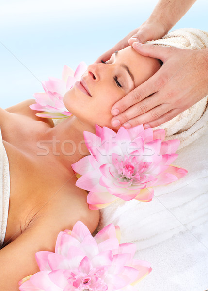 Spa massage belle jeune femme fleur fille Photo stock © Kurhan