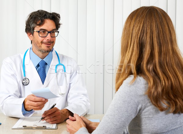 врач пациент фармацевт человека говорить Lady Сток-фото © Kurhan