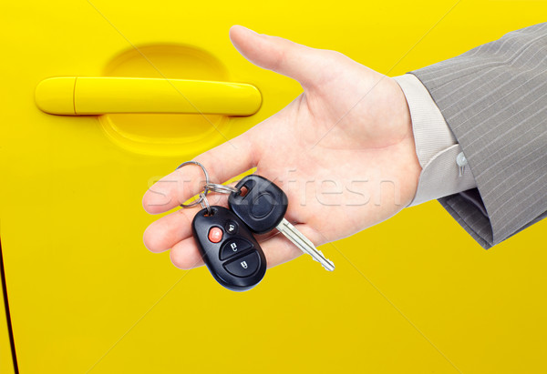 Cheile de la masina Auto maşină mână cheie Imagine de stoc © Kurhan