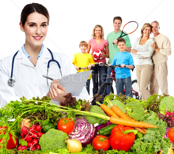 Médico nutricionista família legumes dieta saudável nutrição Foto stock © Kurhan
