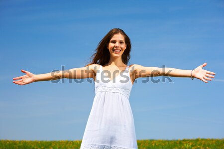 Stockfoto: Vrouw · mooie · jonge · vrouw · blauwe · hemel · portret · bloem