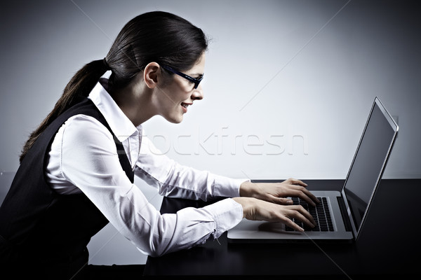 Business woman arbeiten Laptop Laptop-Computer Büro Business Stock foto © Kurhan