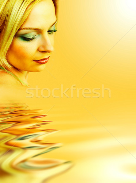 Kobieta dość tajemniczy powyżej wody Zdjęcia stock © Kurhan