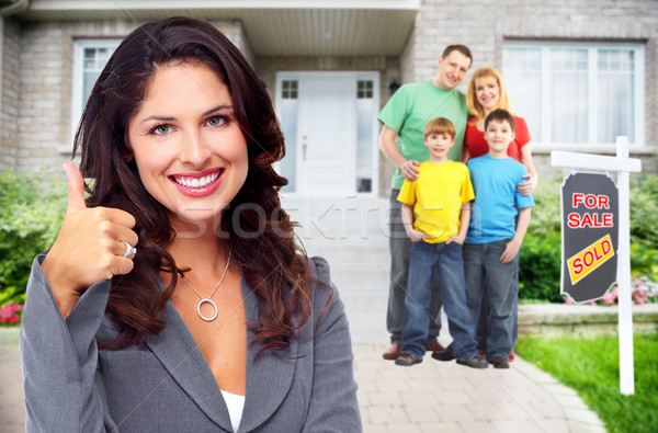 Família feliz crianças construção imóveis homem Foto stock © Kurhan