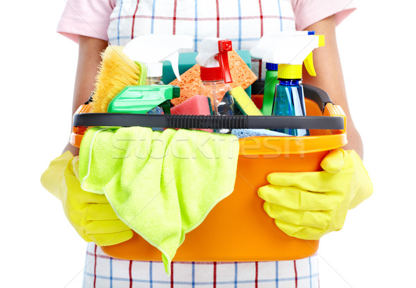 家庭主婦 清潔器 孤立 白 女子 女孩 商業照片 © Kurhan