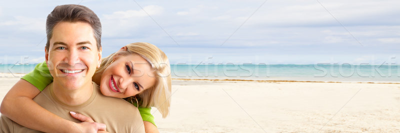 [[stock_photo]]: Heureux · couple · plage · exotique · luxe · Resort