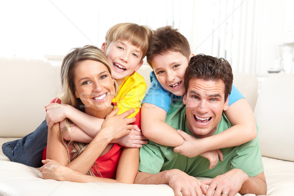 Сток-фото: счастливая · семья · отец · матери · детей · домой · дома