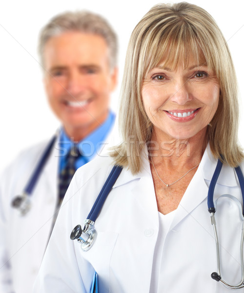 Medici zâmbitor medical stetoscop izolat alb Imagine de stoc © Kurhan