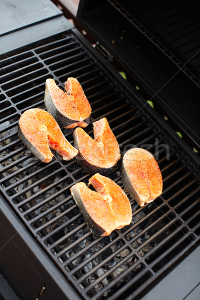 Lazac hal barbecue grill főzés étel nyár Stock fotó © Kurhan