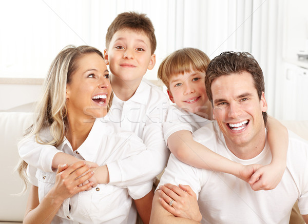 Glückliche Familie Vater Mutter Kinder home Haus Stock foto © Kurhan