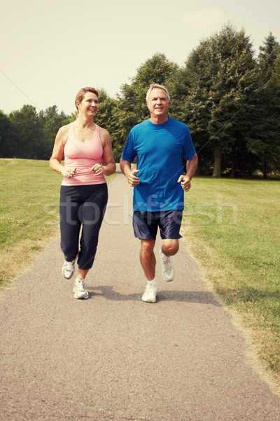 Idős pár fut boldog szerető idős pár Stock fotó © Kurhan