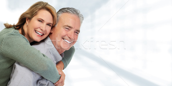 [[stock_photo]]: Couple · de · personnes · âgées · souriant · heureux · âgées · couple · résumé