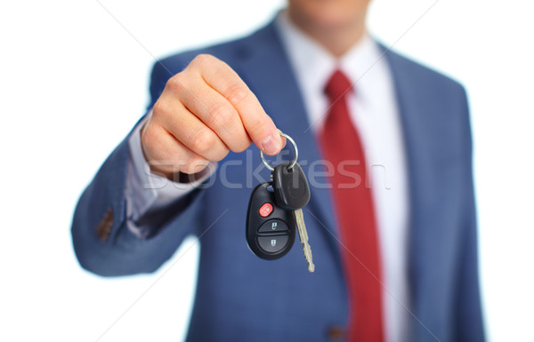 車鑰匙 手 孤立 白 汽車 男子 商業照片 © Kurhan
