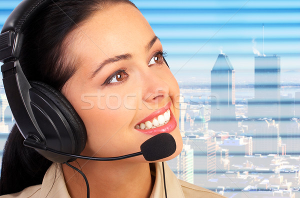 Call center operatör iş kadını kulaklık kadın şehir Stok fotoğraf © Kurhan