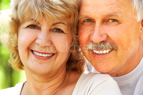 Ancianos Pareja sonriendo feliz amor aire libre Foto stock © Kurhan