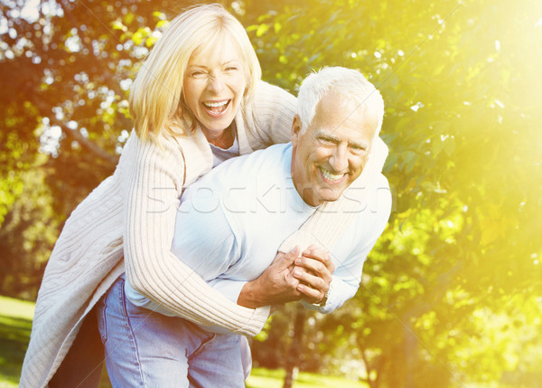 Idős emberek park kettő kopott mosolyog emberek Stock fotó © Kurhan