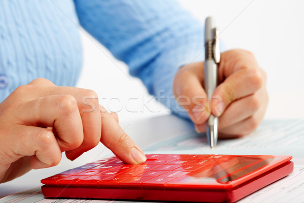 Mâini contabil femeie femeie de afaceri lucru calculator Imagine de stoc © Kurhan