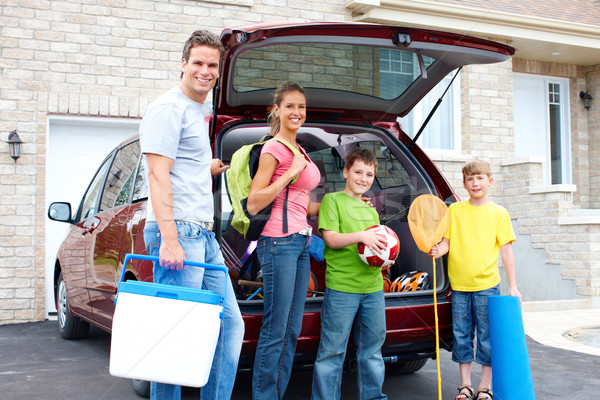 Foto stock: Familia · coche · sonriendo · familia · feliz · sonrisa · ninos