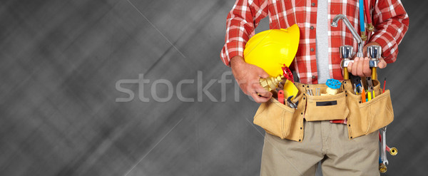 Stock foto: Klempner · Hände · Helm · Wasserhahn · schwarz · Mann