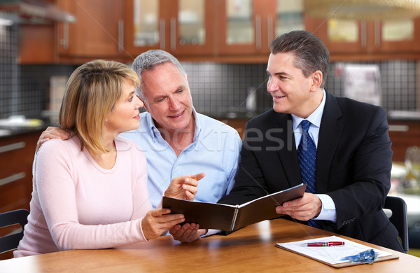 Couple de personnes âgées assurance agent parler retraite bureau Photo stock © Kurhan